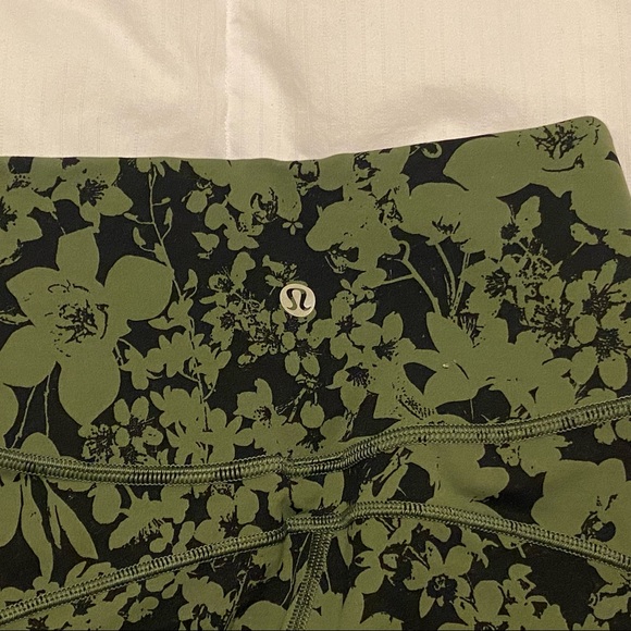 Lululemon Align Leggings - Picture 2 of 4